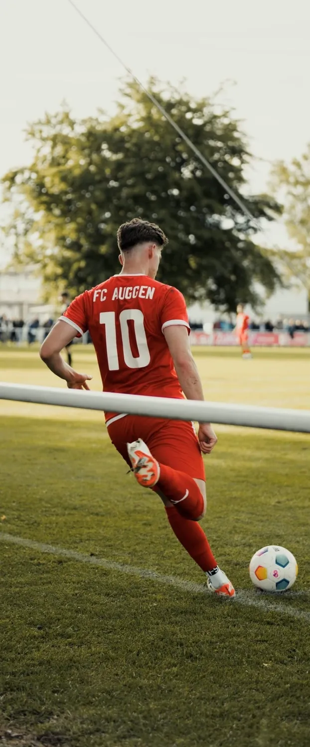 FC Auggen e.V. - Fußballverein - Das Bild zeigt Trikots des deutschen Fußballvereins FC Auggen.